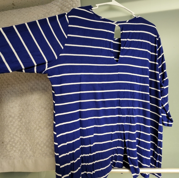 Molly & Isadora Women's 3X Blue/White Striped Split Back Shirt - Picture 6 of 8